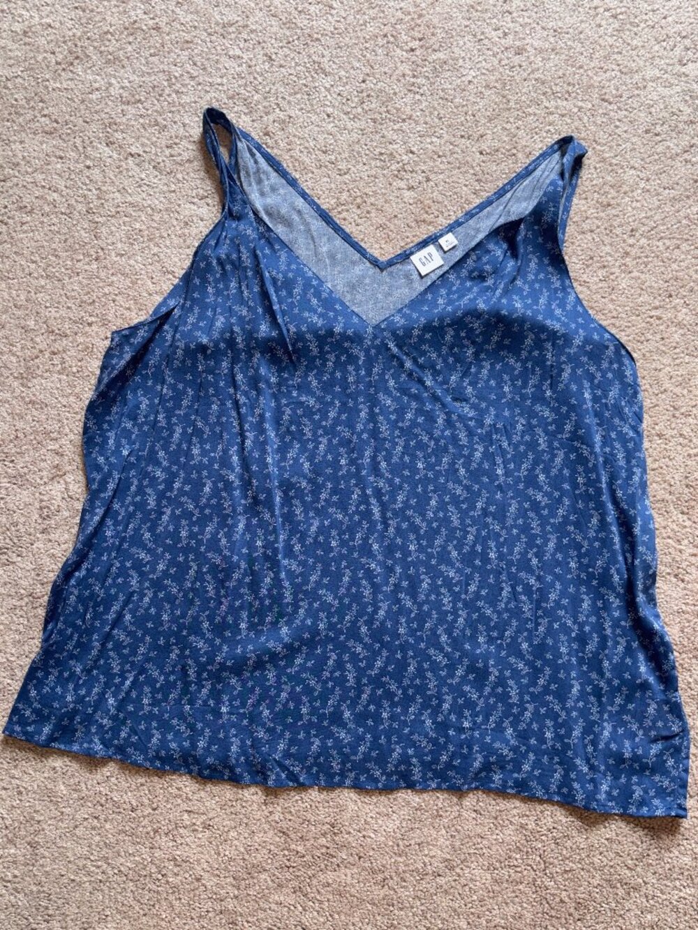 GAP Blue Ditsy Floral Tank Top Rayon XL